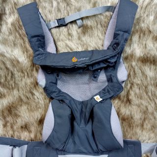 Địu ergo của nguyễn huyền 185k