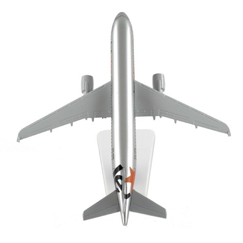 Mô Hình Máy Bay Boeing 20cm Full box Kèm Chân Đế Jetstar VN Cathay Singapore Thái Japan