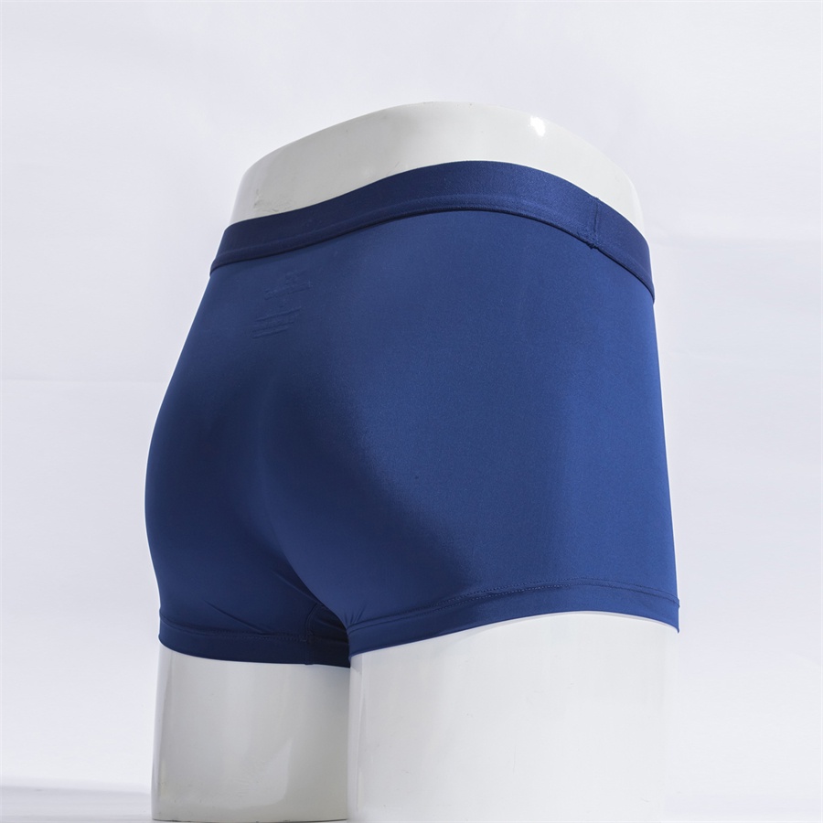 Quần lót nam ARISTINO dáng boxer, thiết kế không đường may tinh tế, chất liệu co giãn, thấm hút mồ hôi - ABX061