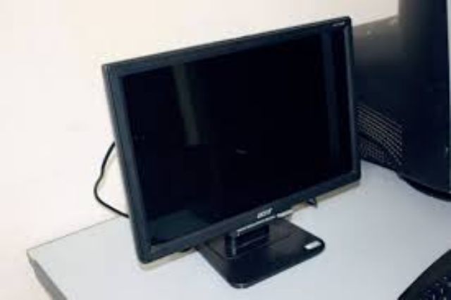 Màn hình 17 in wide - cực đẹp | BigBuy360 - bigbuy360.vn