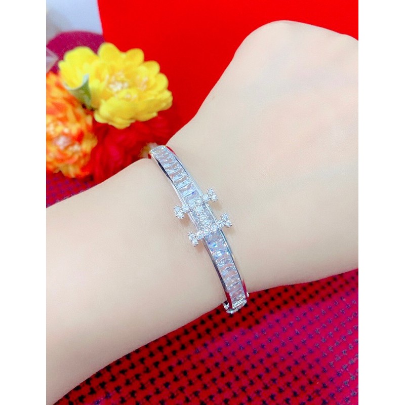 Vòng tay nữ kiểu chữ H màu bạch kim đính xoàn mẫu mới về