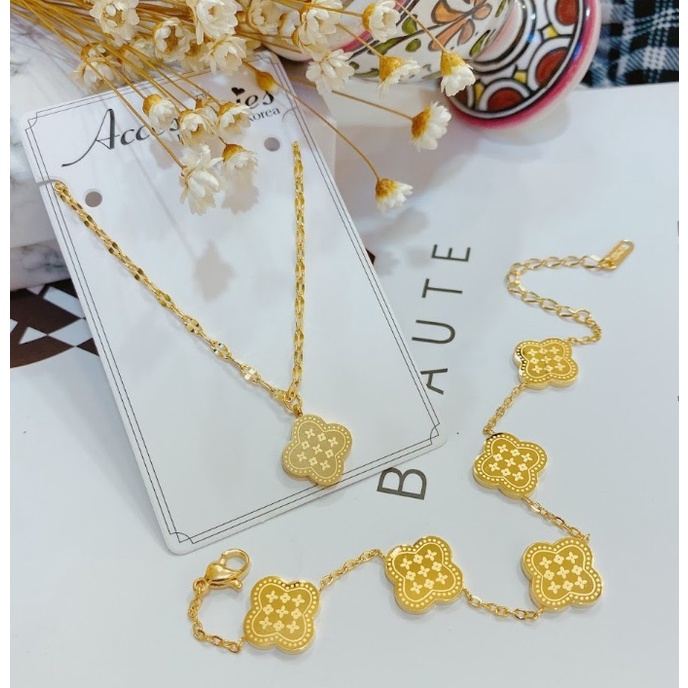 Bộ Trang Sức Lắc Tay Và Dây Chuyền Nữ Titan Ko Rỉ Cỏ 4 Lá TT 4085