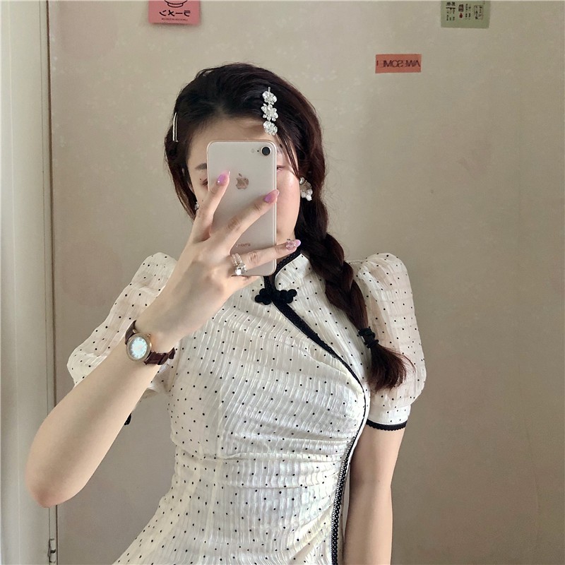 Đầm nữ dáng ôm chấm bi tay ngắn cổ tàu Emilyshop