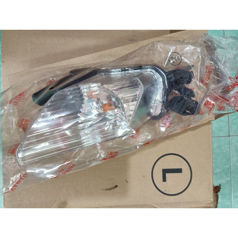 Xi nhan trước bên trái Exciter 155 - Zin chính hãng