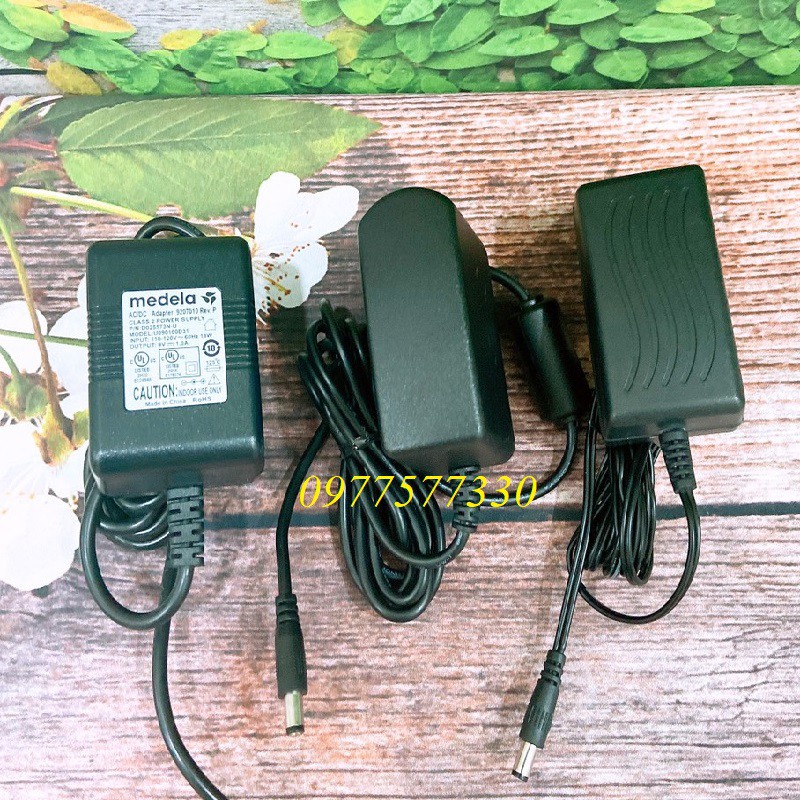 Nguồn Máy hút sữa Medela Pump Medela freestyle