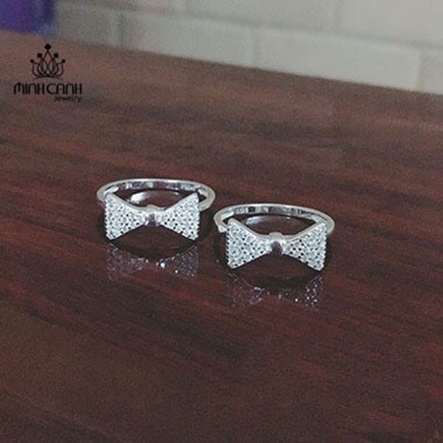 Nhẫn Bạc Nữ Hình Nơ Đính Đá - Minh Canh Jewelry