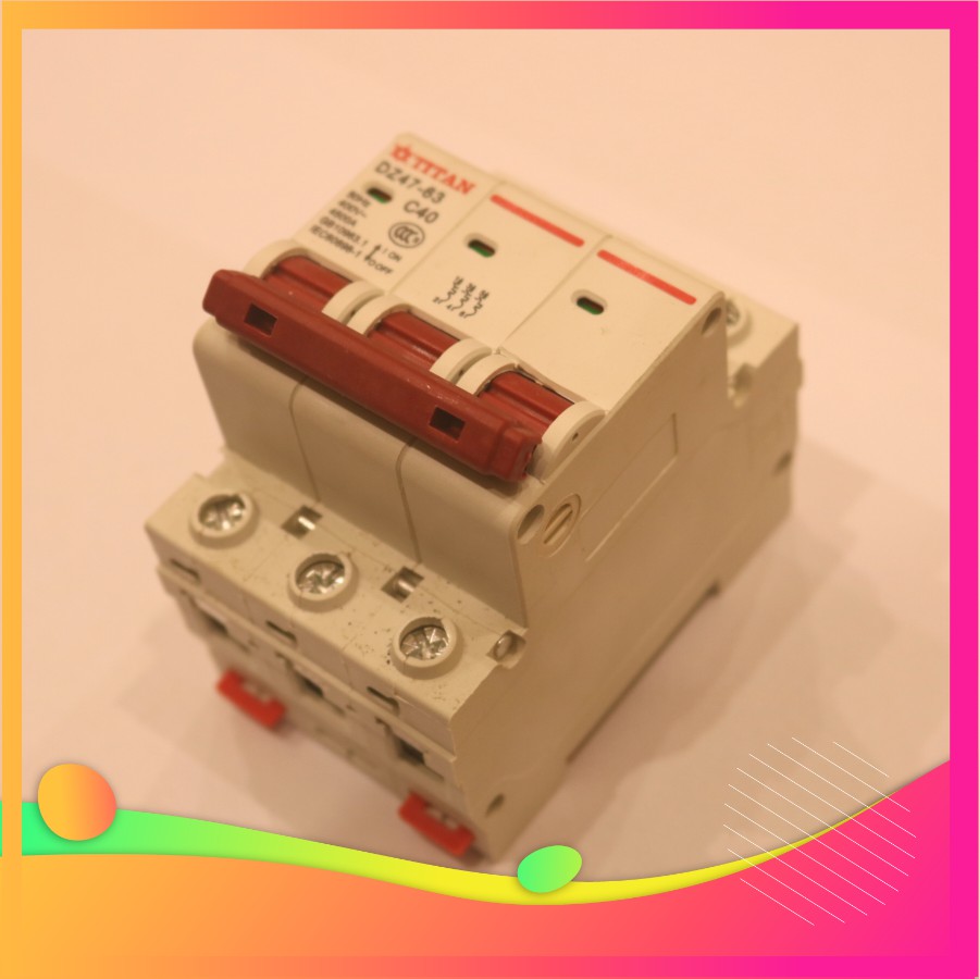 Aptomat 3 Pha Chống Quá Tải 40A Titan