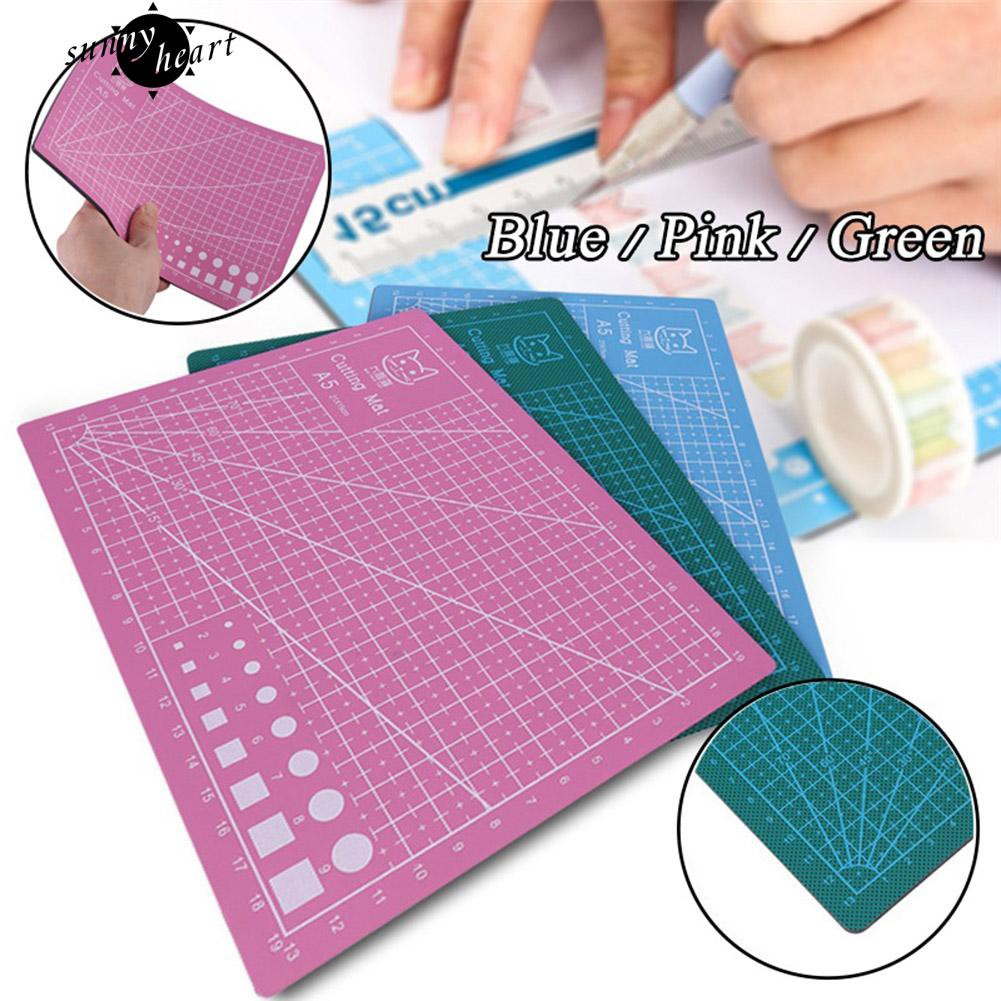 Thảm Cắt Đa Năng 21Cmx15Cm Bằng Nhựa Pvc Cao Cấp