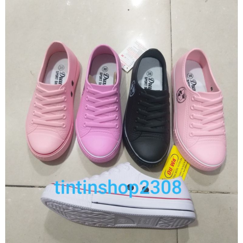 Giày nhựa siêu nhẹ nam nữ đi mưa thời trang. | BigBuy360 - bigbuy360.vn