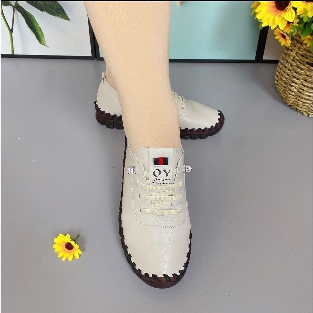 Giày Da Thật Đế Mềm Buộc Dây Bản Rộng Thoải Mái Cho Nữ Trung Niên