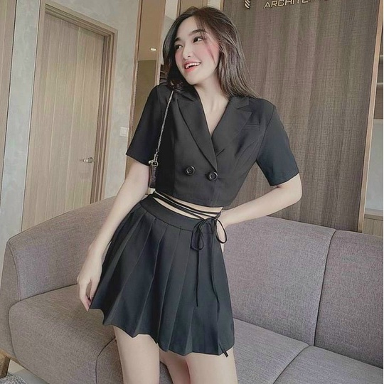 Vest nữ Sét áo vét đính nút , kèm chân váy xếp ly , cho nàng dự tiệc siêu xinh