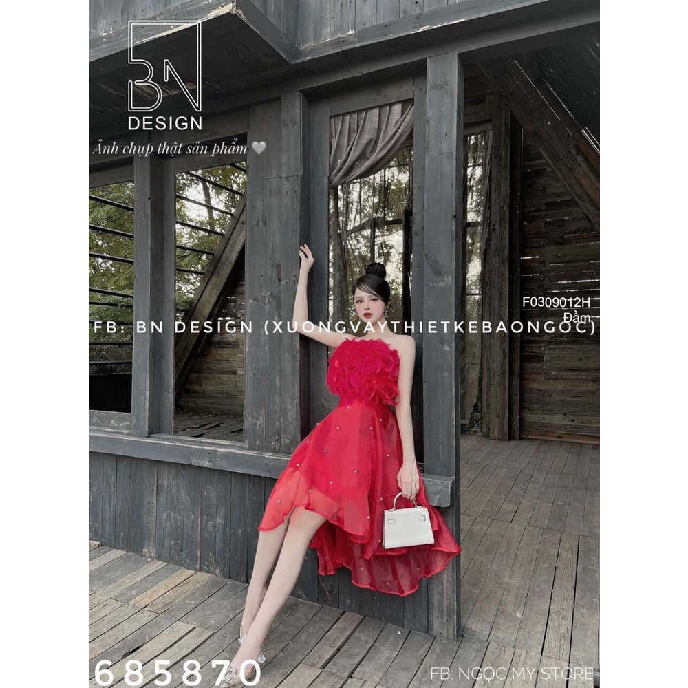 Đầm kiểu xòe tà đính ngọc ngực phối lông vũ 2 dây trong! (kèm hình thật)