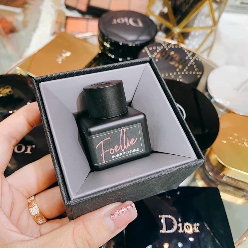 Nước hoa vùng kín Foellie