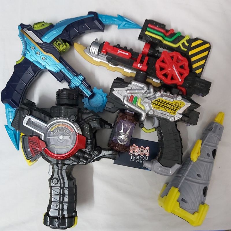 Đồ Chơi Siêu Nhân DX Henshin Weapon Kamen Rider Build Zi-O Zero-One