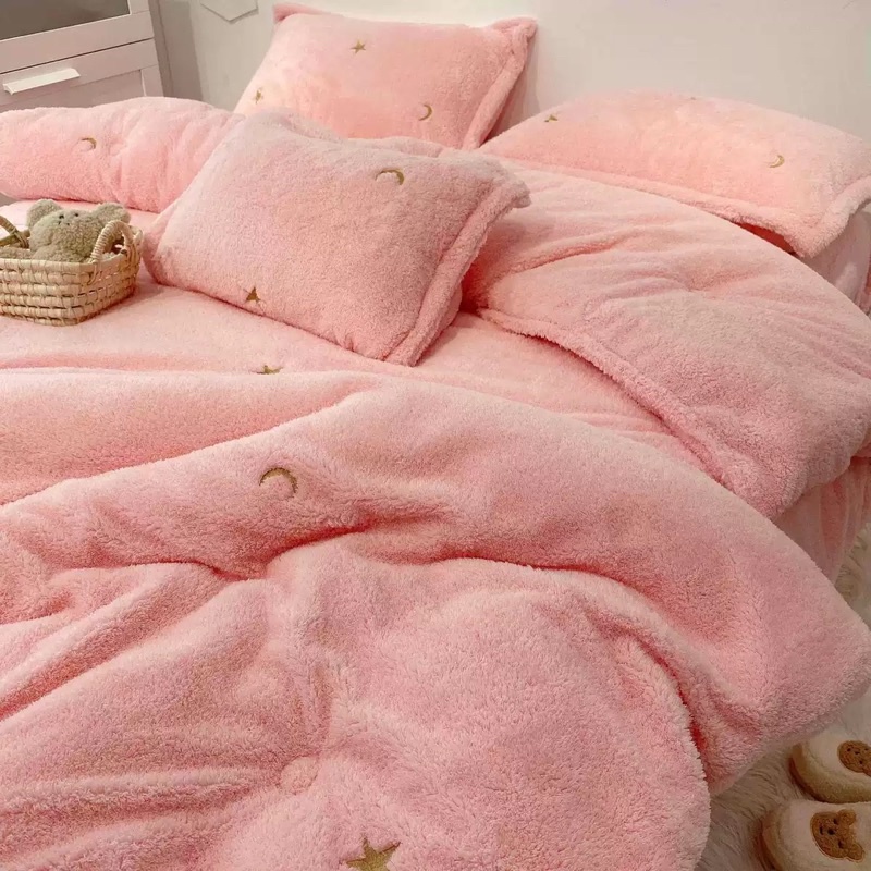 Chăn Lông Thêu Hoạ Tiết Xinh, Ấm Áp Cho Mùa Đông _shinbedding