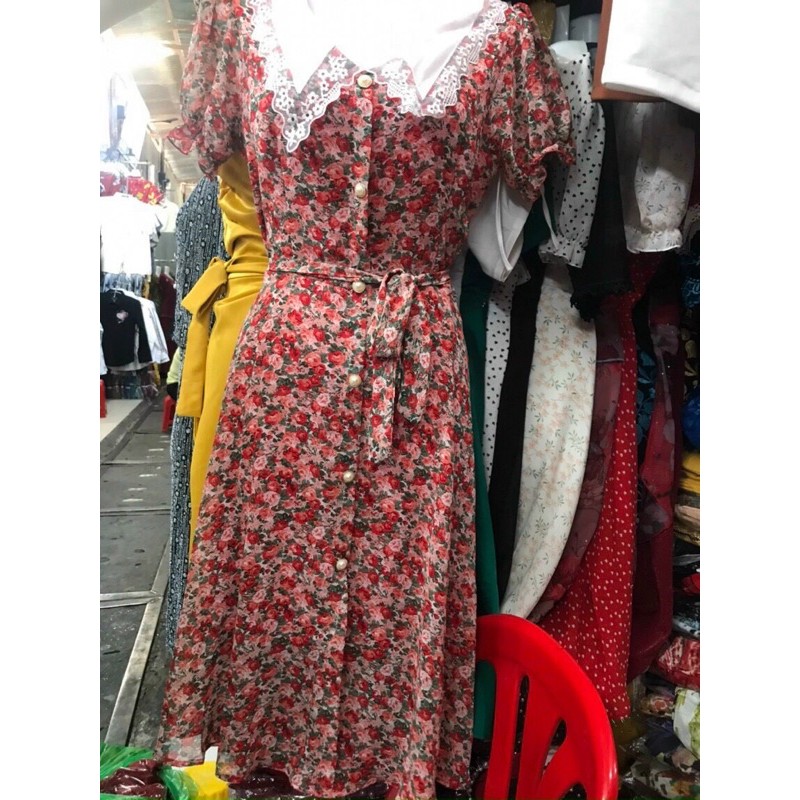 Đâm voan nữ dự tiệc