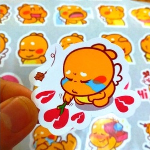 Set 40 cái Sticker QooBee Cute dán trang trí laptop, máy tính bỏ túi, vali, điện thoại, đàn ghita, hộp bút,đt,...