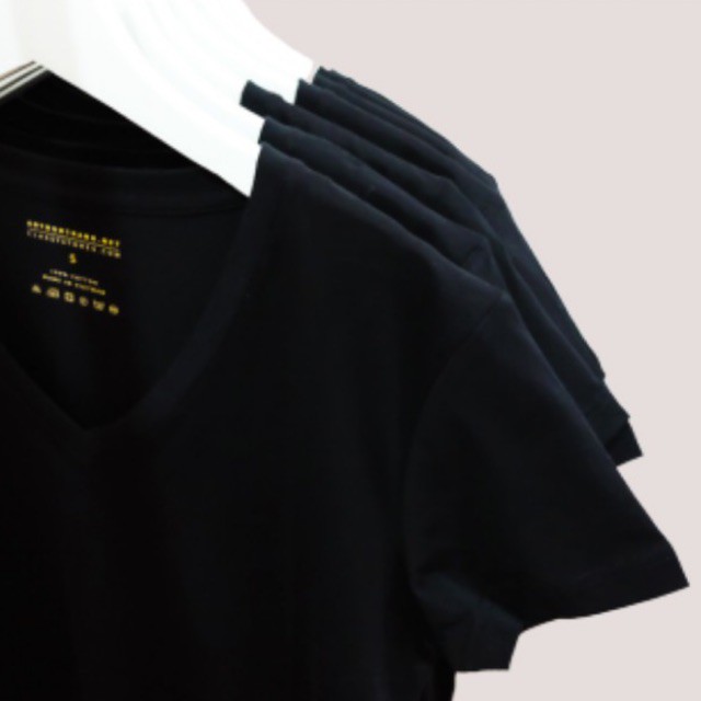 Áo thun Made In Vietnam Cổ TIM MÀU ĐEN Sang-Xin-Mịn, 100% cotton thoáng khí, thấm hút mồ hôi