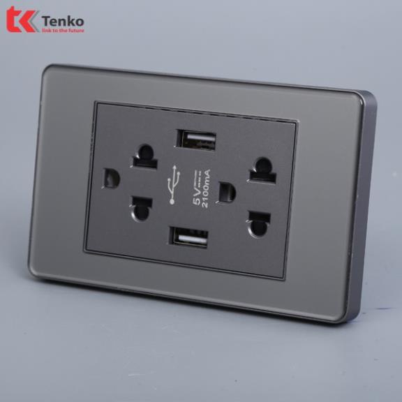 Ổ Điện Đôi 3 Chấu Có Cổng USB Sạc Nhanh 5V-2100mAh Màu Xám Mặt PVC Trong Chống Giật TENKO TK-C9-045