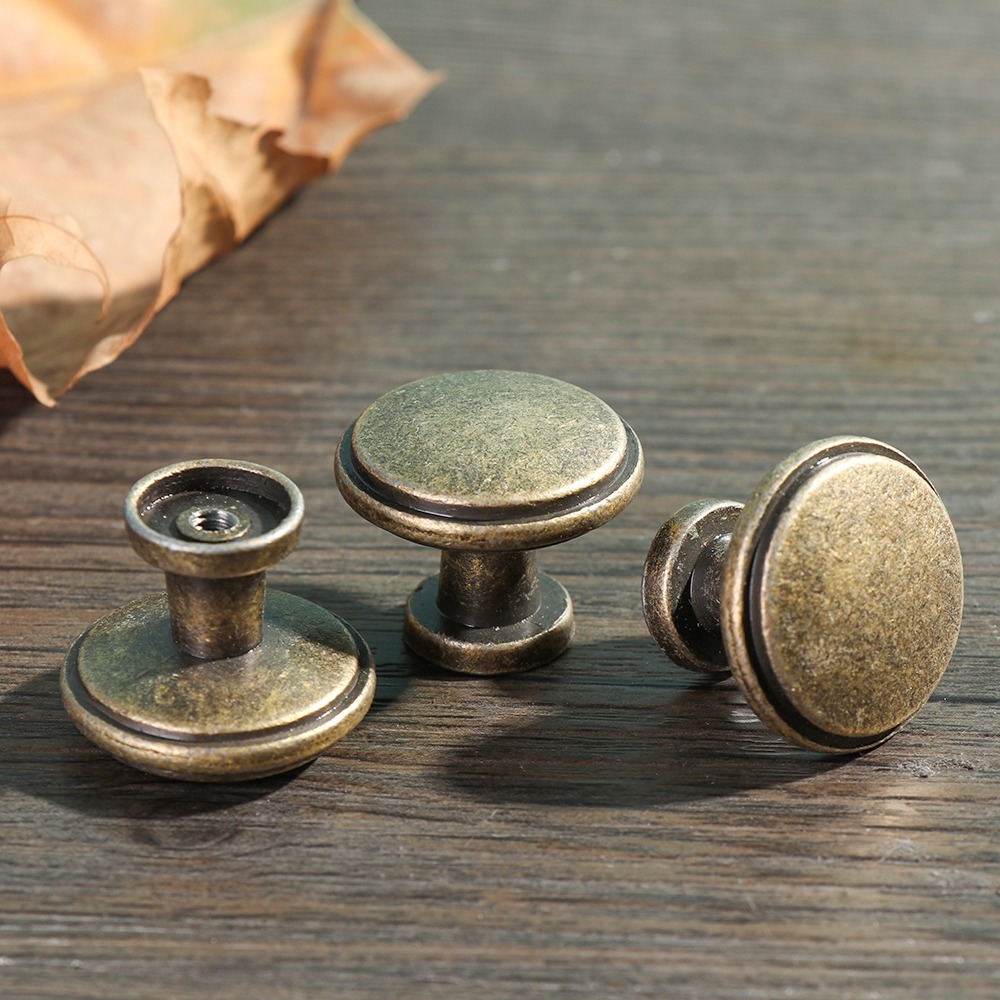 Tay nắm cửa tủ hình tròn thiết kế cổ điển bằng đồng | BigBuy360 - bigbuy360.vn