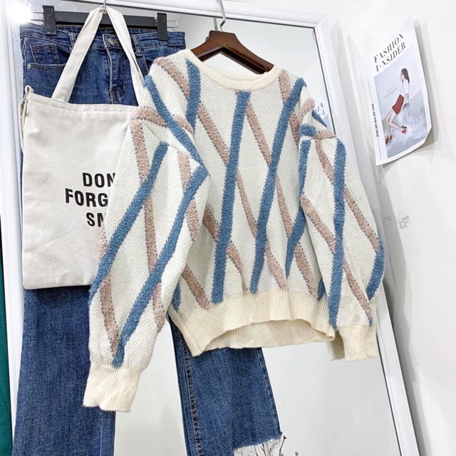 Áo len kẻ hoạ tiết thời trang chọn qua live | BigBuy360 - bigbuy360.vn