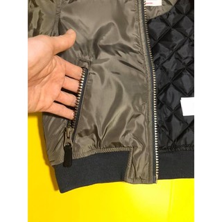Áo bomber xanh rêu bé trai
