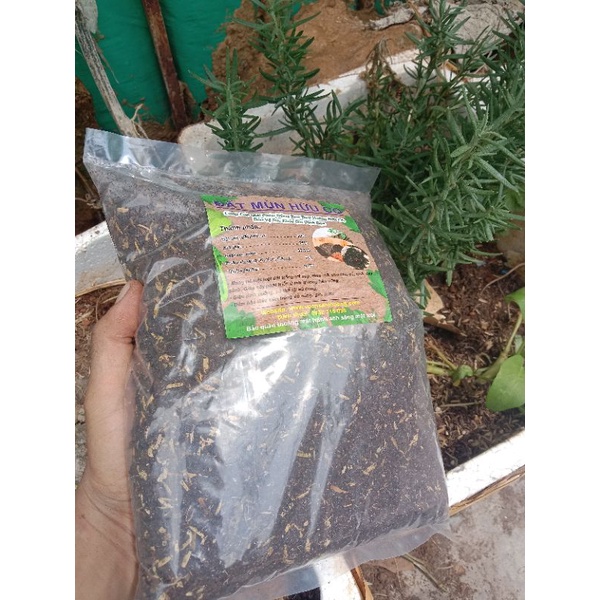 Đất Trộn Cho Cây, Rau..(1kg) Đã Trộn Sẵn Gồm Đất Phù Sa, Compost, Phân Nhật, Trùn Quế,... Trồng Ngay.