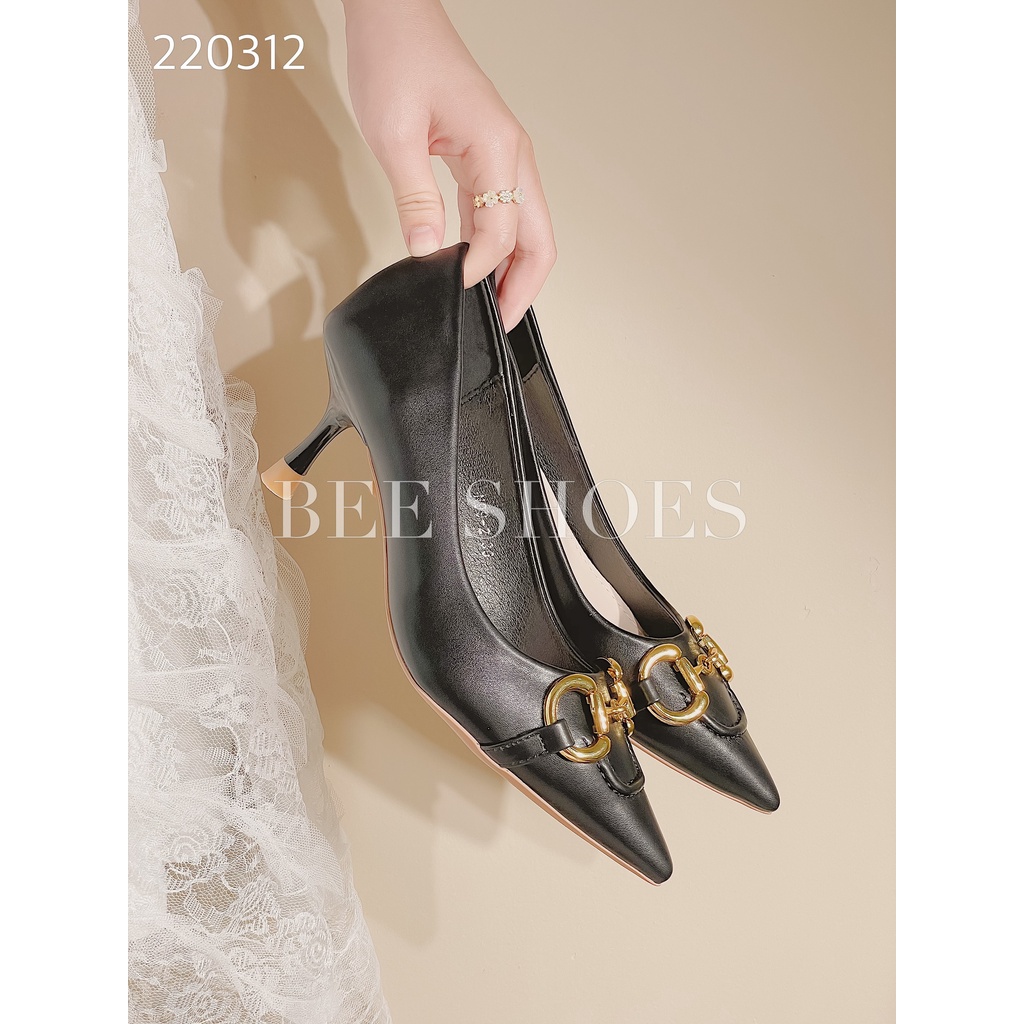 BEESHOES - GIÀY CAO GÓT NỮ MŨI NHỌN  - GIÀY CAO GÓT NỮ GÓT NHỌN CAO 7 PHÂN SẴN MÀU ĐEN - KEM 220312
