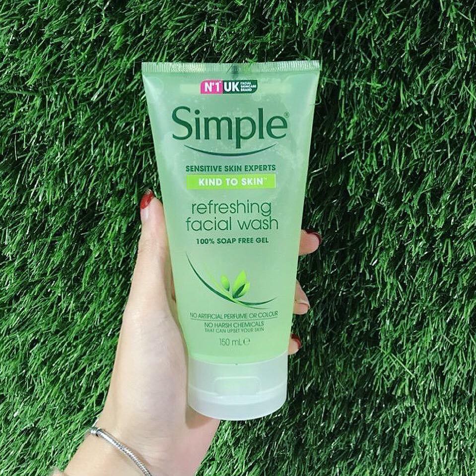 SỮA RỬA MẶT SIMPLE