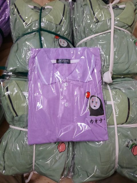 Áo thun polo tay lỡ hình Vô Diện cầm bóng 🤔🤔🤔🤓🤓🤓 | BigBuy360 - bigbuy360.vn