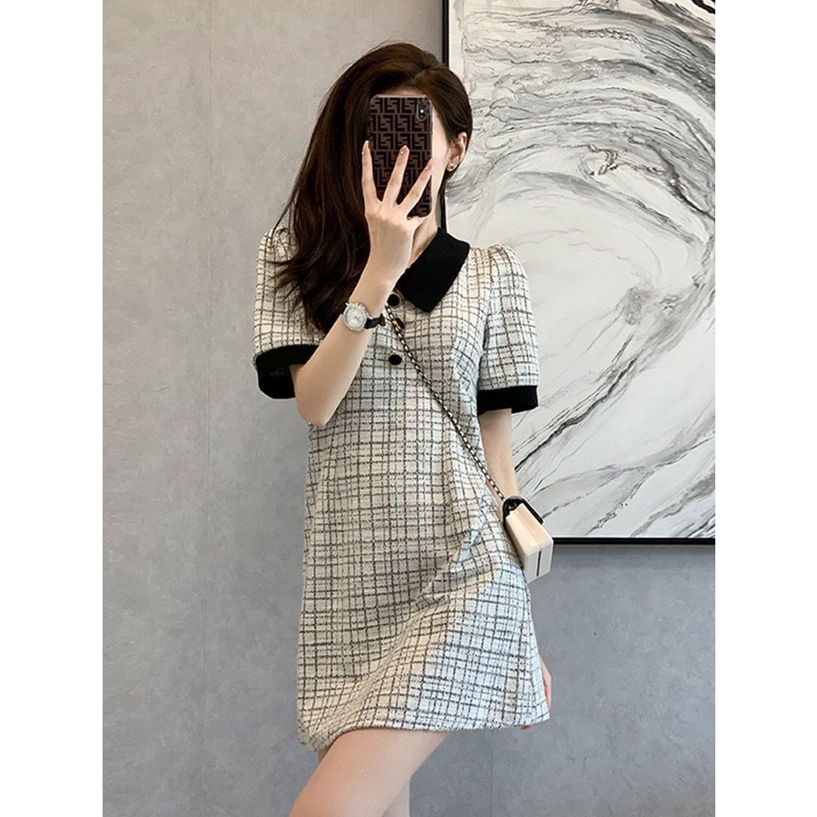 Đầm cổ búp bê phong cách Hepburn Pháp cổ điển thời trang mùa hè 2022