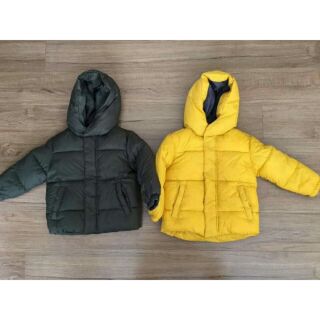 Chào sỉ lô áo phao siêu đẹp zara xịn. Sz 3/6-2/3y. Tỉ lệ vàng và rêu la 3:1. Chất phao mềm, dày dặn. Siêu đẹp ạ.