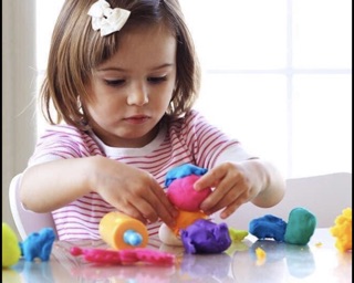 SET 4- SET 8 HỘP ĐẤT NẶN PLAYDOH (size to)