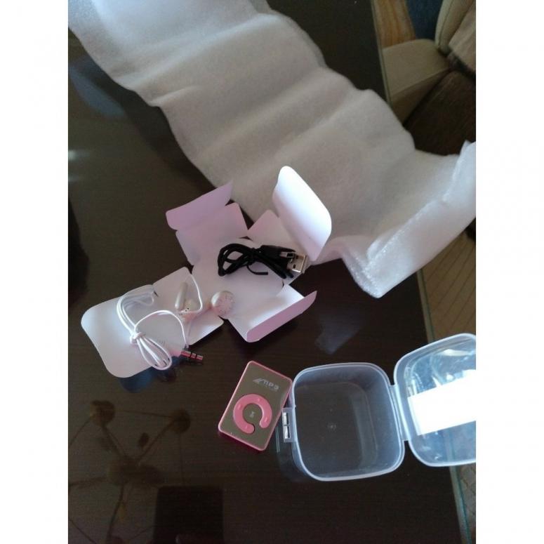 SL Mini Player MP3 Supporting 8GB TF Card with USB Cable