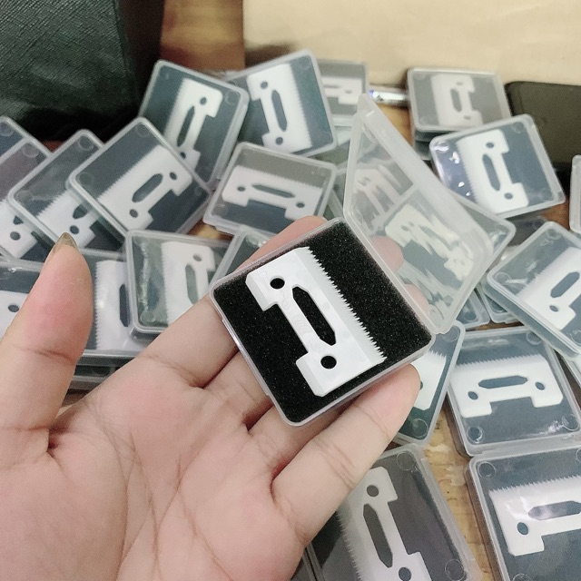 Lưỡi kép sứ thay thế cho tông đơ