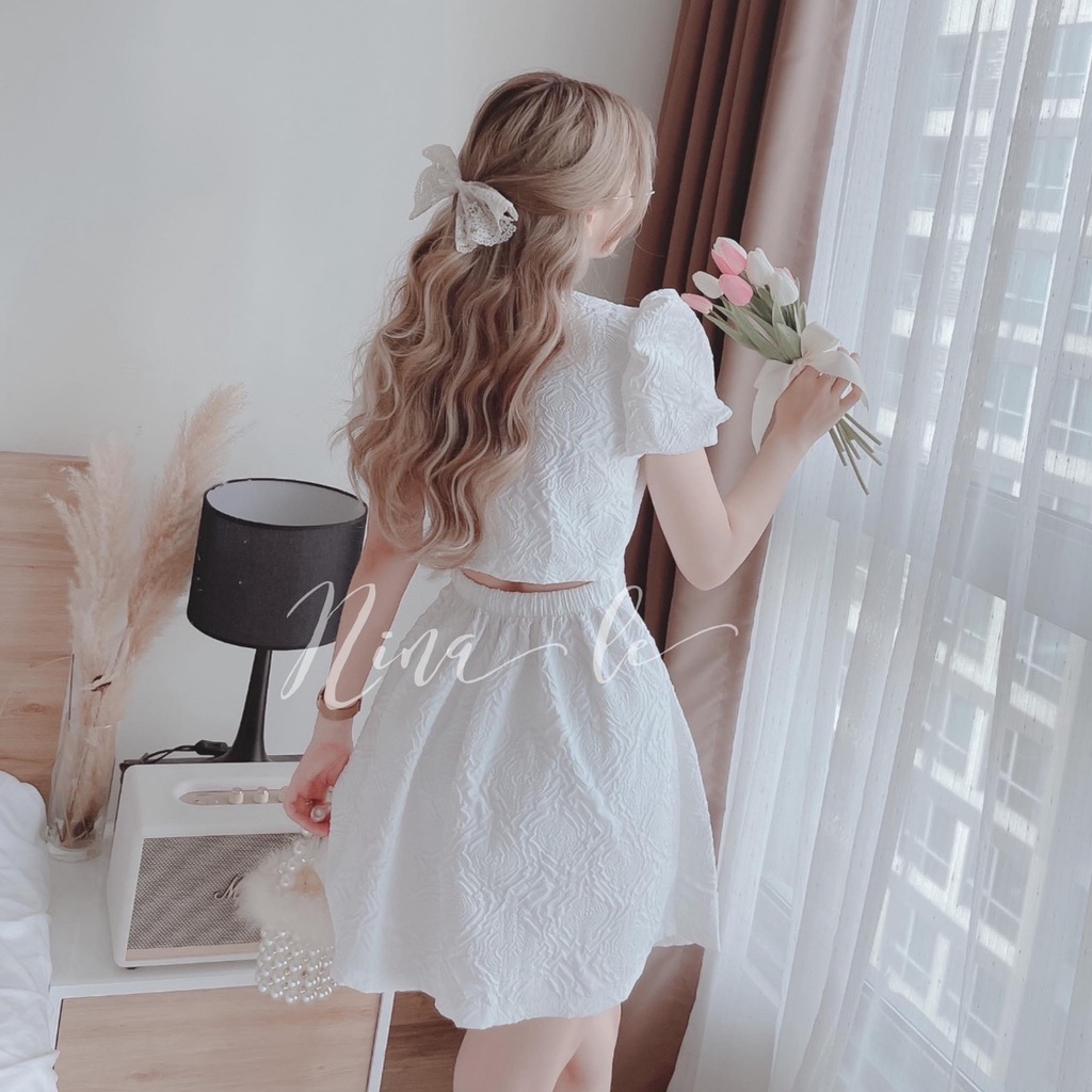 ĐẦM ÔM DỰ TIỆC NHÚN NGỰC DỄ THƯƠNG.Váy xốp hoa Cao Cấp Thích hợp để chị e đi tiệc đám cưới,đi chơi du lịch