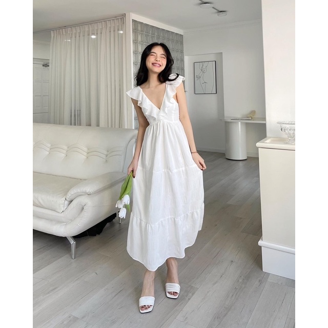 WHITELAZZ | Đầm cổ tim maxi tầng - Hera Ruffled Dress