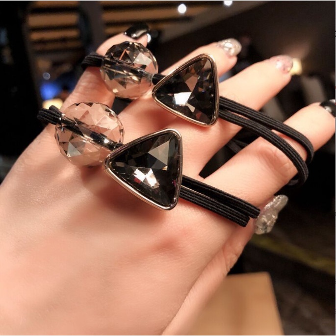 Set 4 dây chun dây nịt tóc tam giác đá trong siêu xinh BAG U CHUNTAMGIAC036