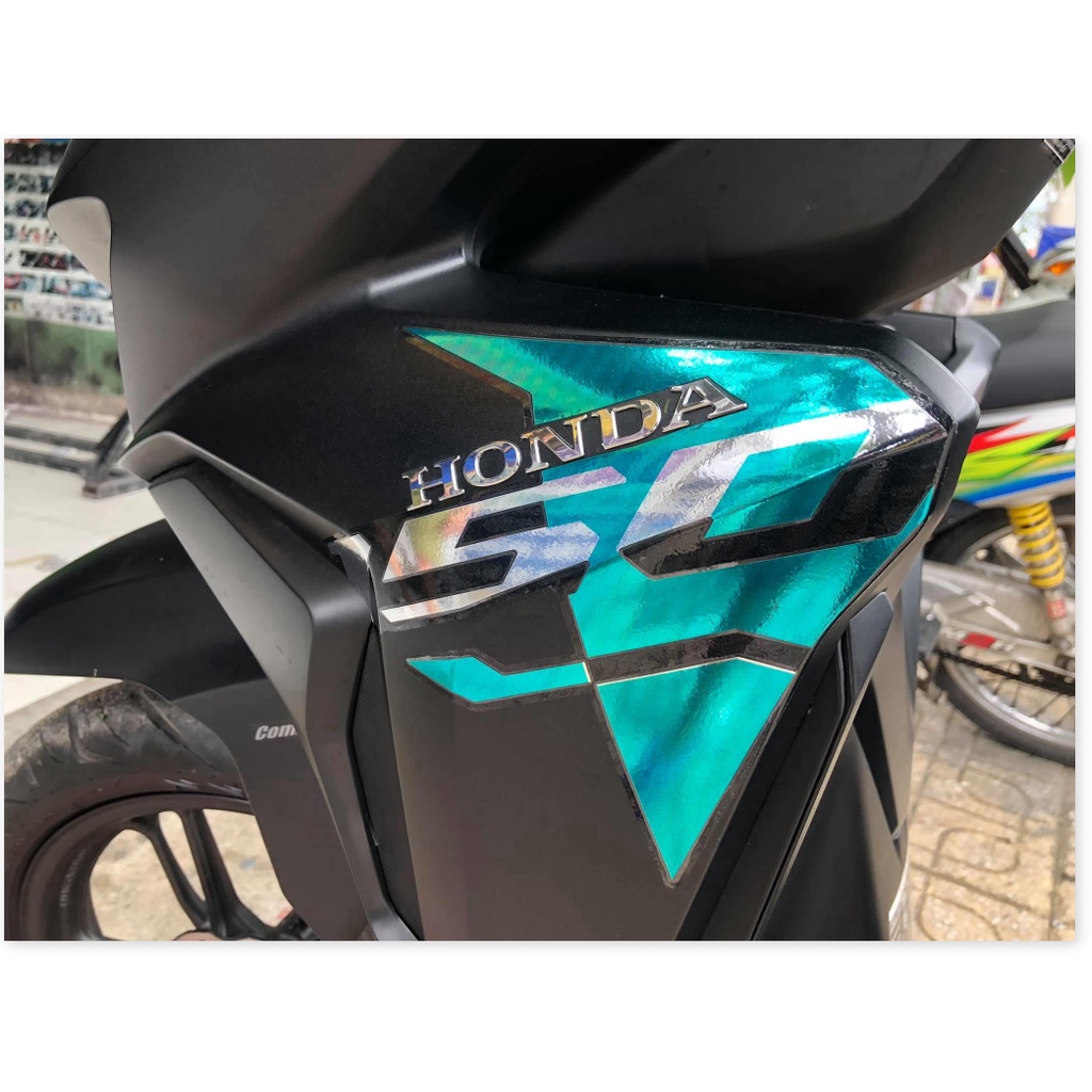 ( Quí khách vui lòng mang ra tiệm cho thợ dán ) Tem vario 150 indo chất liệu Crom cao cấp