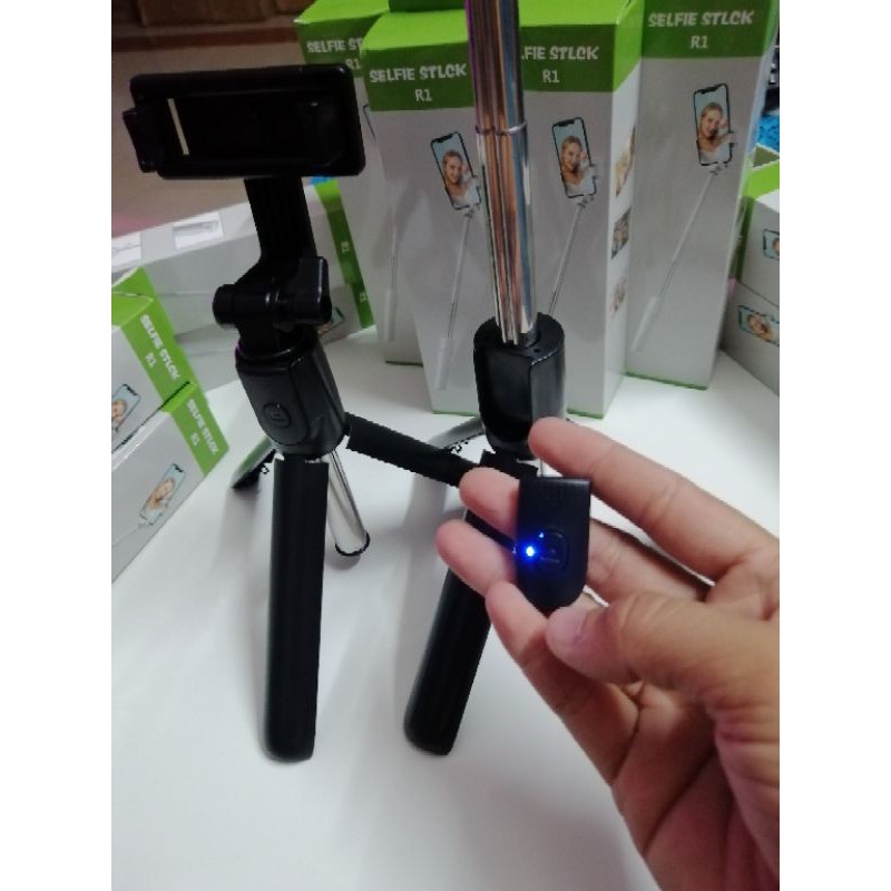 gậy chụp hình tripod 3 chân livestream xoay 360 độ R1 có remote | WebRaoVat - webraovat.net.vn