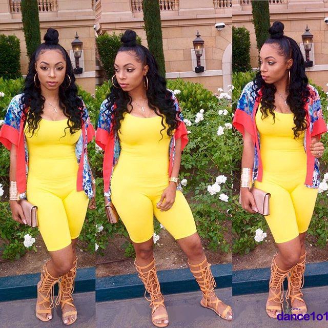 Bộ Jumsuit ngắn không tay dáng ôm quyến rũ cho nữ