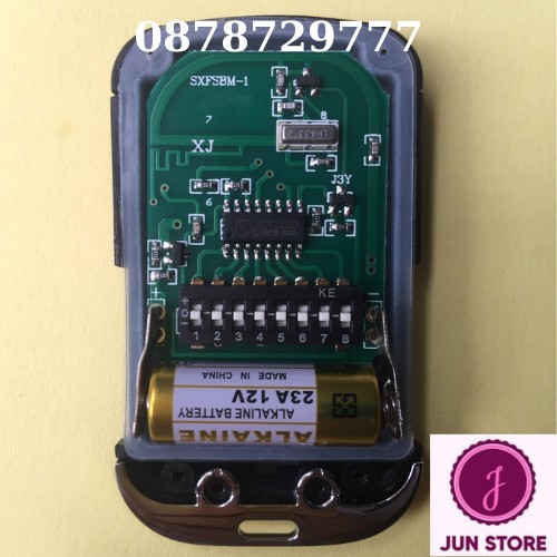 Remote cửa cuốn 8 mã gạt 433 MHZ chống nước pin siêu bền