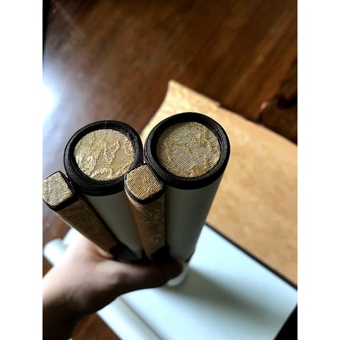 Biểu lụa - Liễn thư pháp bo lụa