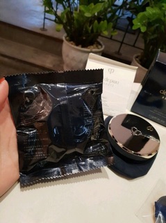 Phấn nước cushion hiệu Cle De Peau Nhật