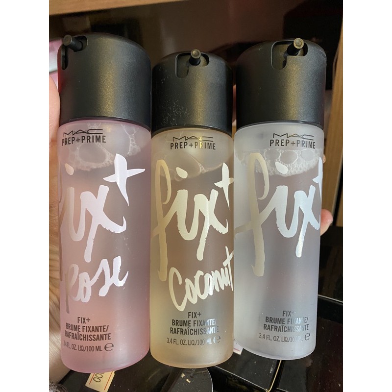 Xịt khoá nền MAC | BigBuy360 - bigbuy360.vn