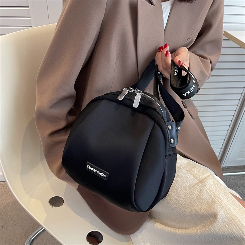 Túi Đeo Vai Vải canvas Cao Cấp Thiết Kế Mới Thời Trang Theo Phong Cách Phương Tây