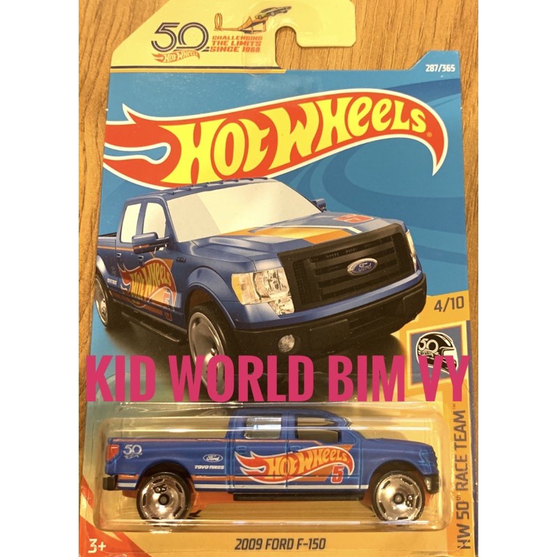 Xe mô hình Hot Wheels basic Bán tải 2009 Ford F-150 FJX47.