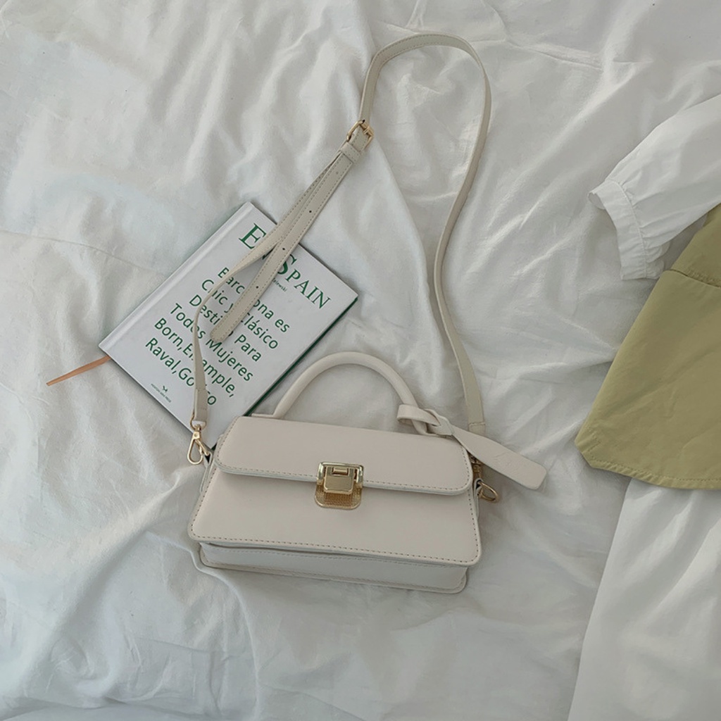 Túi đeo chéo nữ da bóng mềm khóa vuông cao cấp La.orie - La009