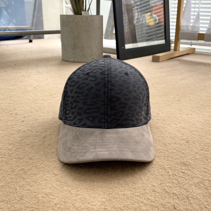 Nón kết Basic Leopard Skin