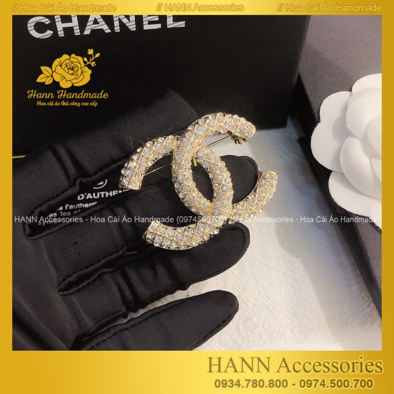 Tag ghim cài áo vest đính đá Hình Chữ C đính đá cao cấp thời trang đẹp sang chảnh [Hoacaiaodep.com - Hann Handmade]